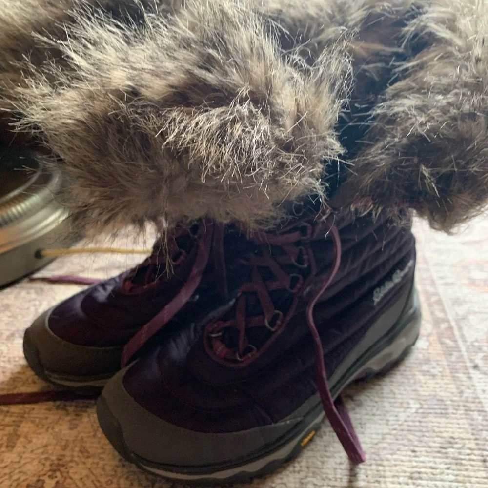 Eddie Bauer Women's Purple Winter Boots Size 7.5 Shoes Footwear Fashion